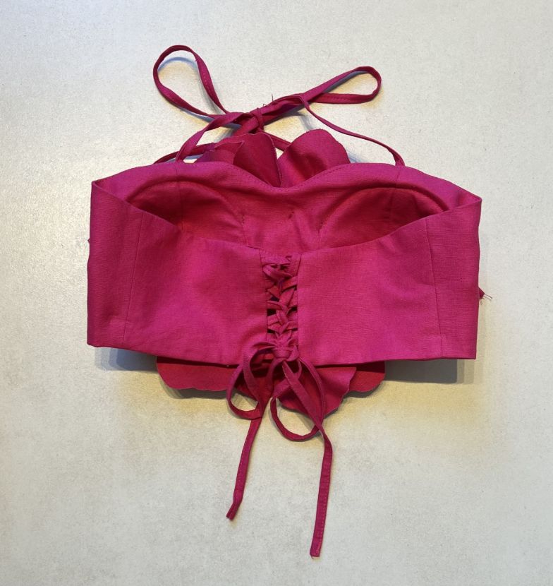 کراپ گل برجسته لینن گل باز