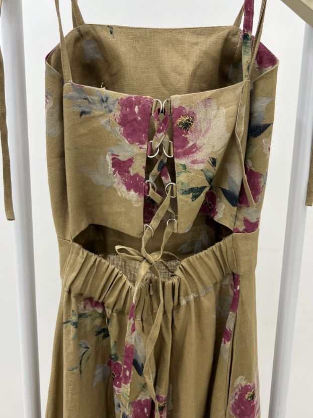 پونژه پیراهن گل گلی