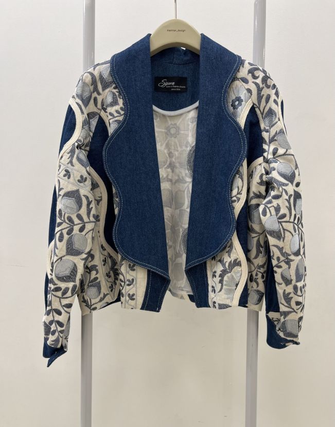 سیپورا کت جین یقه  دالبری گل نقره ای