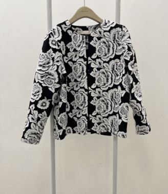 بیسادی کت سفید مشکی گل برگ