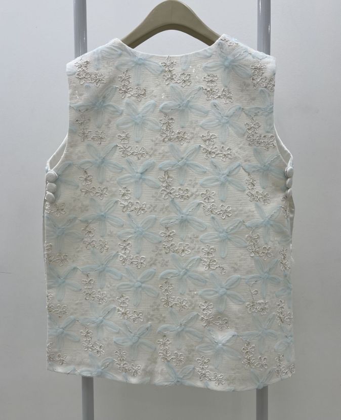 بیسادی وست سفید گل بهاری