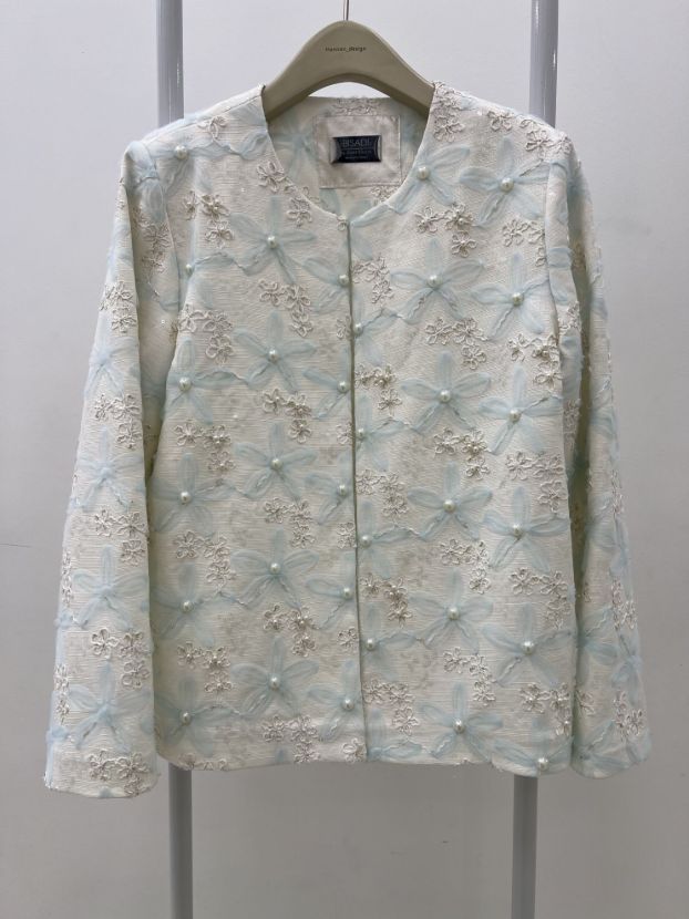 بیسادی کت سفید گل بهاری