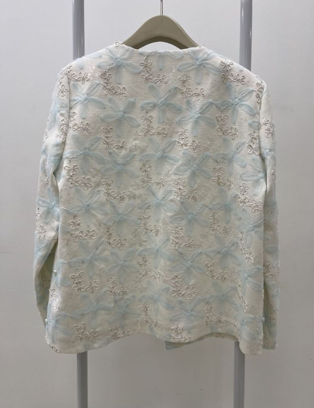 بیسادی کت سفید گل بهاری