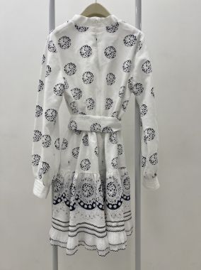 بیسادی پیراهن سفید سرمه ای پلیسه