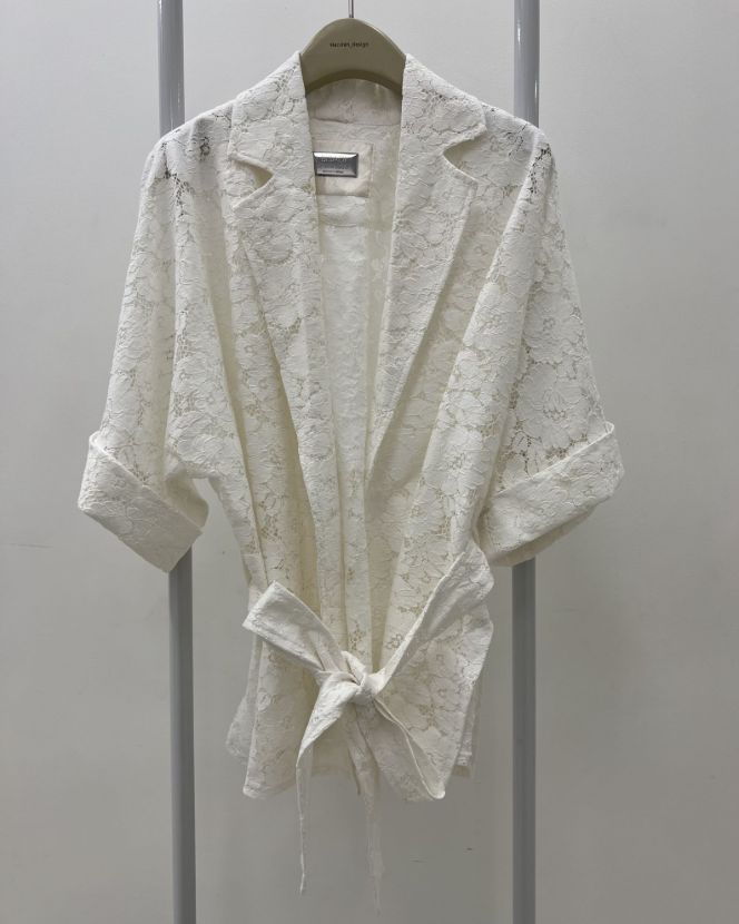 بیسادی کت دانتل