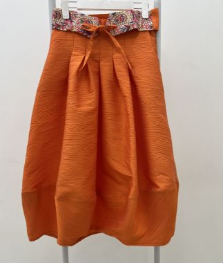 می دامن خمره ای نارنجی