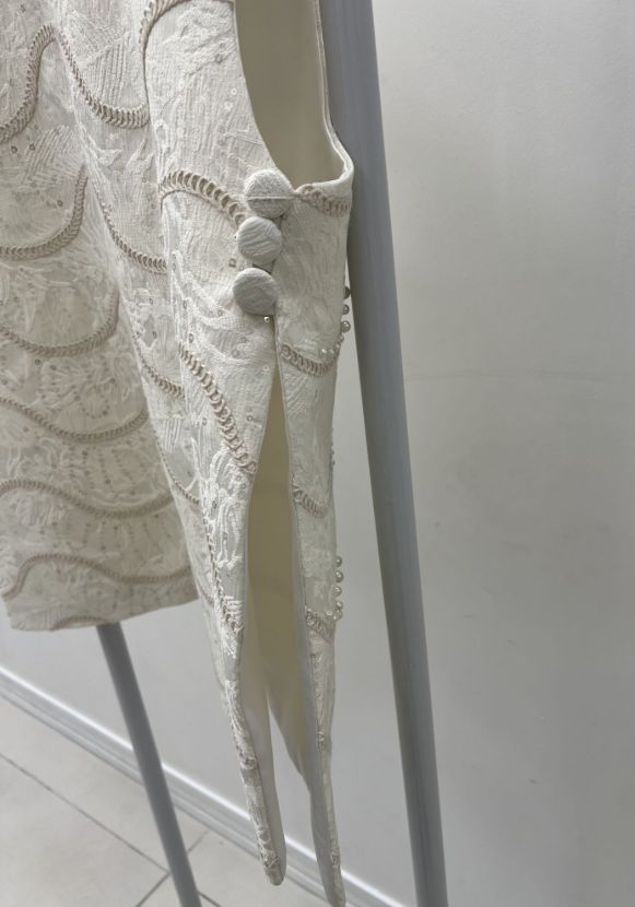 بیسادی وست خامه دوزی