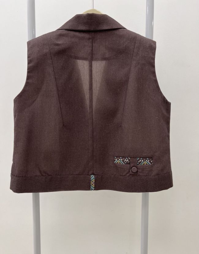 دیدی وست قهوه ای