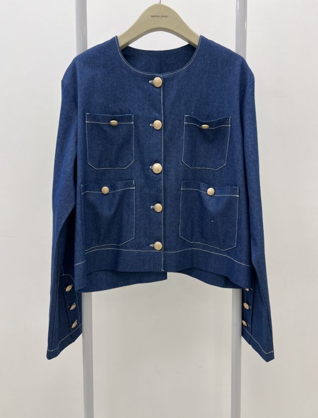 دی دی کت جین دکمه طلایی