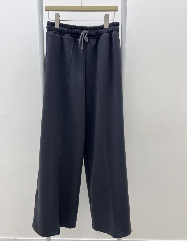 ساراچ ست تنیس و برف اویشو