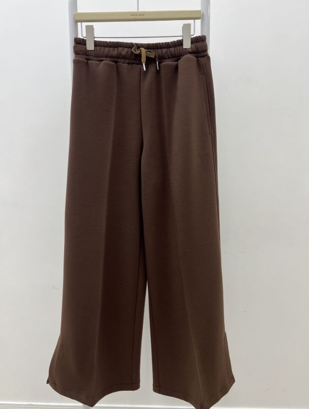 ساراچ ست تنیس و برف اویشو