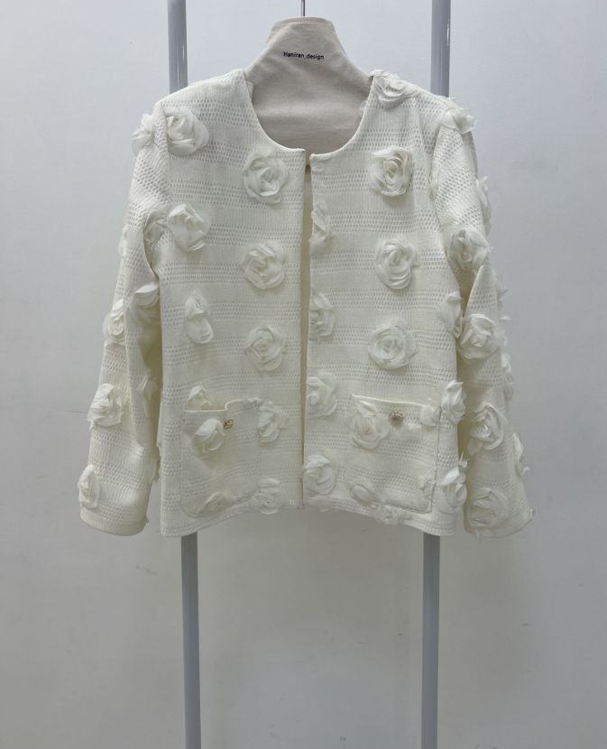 کت دانتل کارشده شیری گل