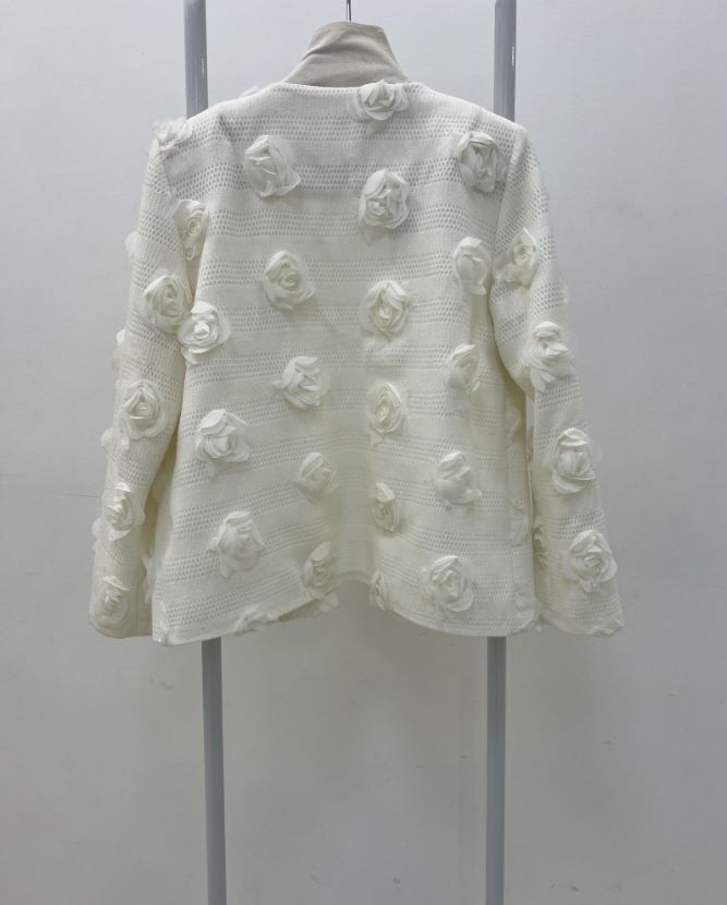 کت دانتل کارشده شیری گل