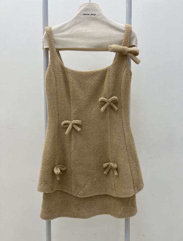 پیراهن پاپیونی پشمی کرم