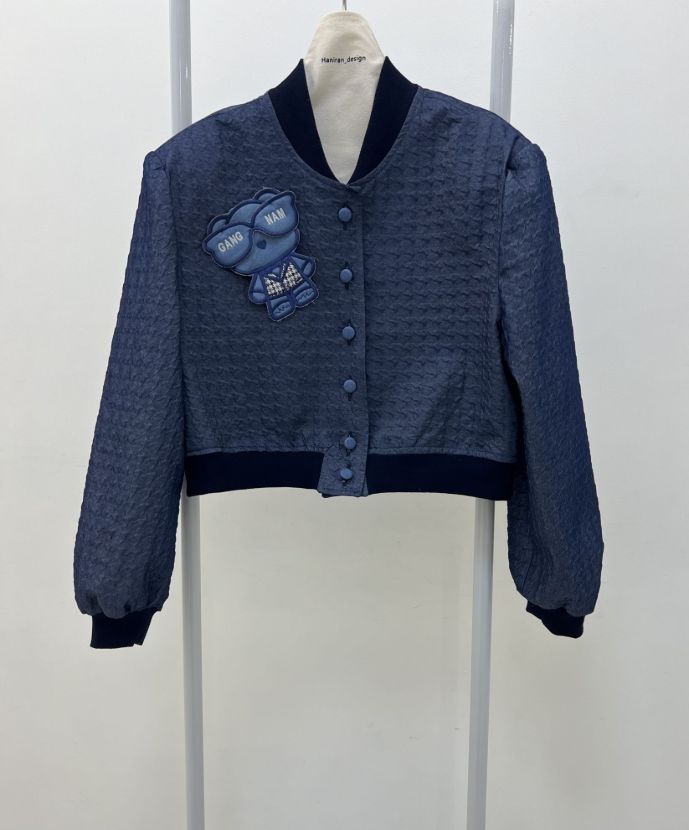 بامبر عروسکی آبی