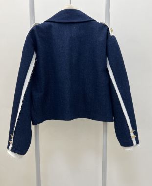 جکت نعل اسب