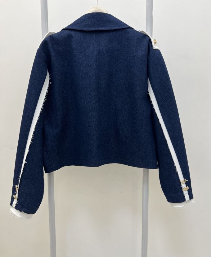 جکت نعل اسب