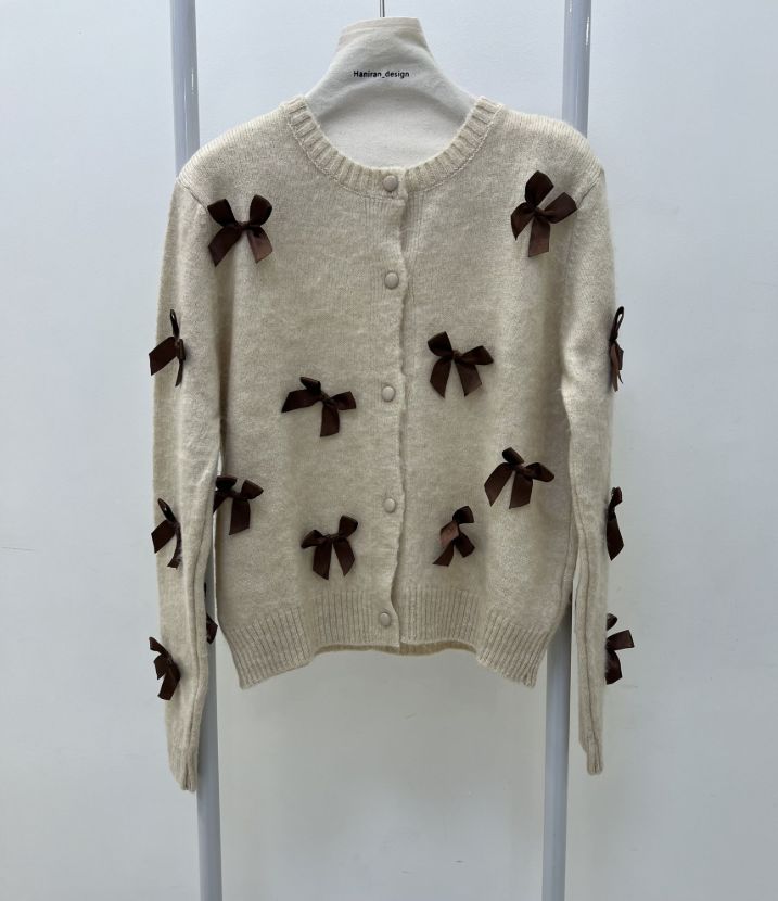 هانیران پلاس 436/37 بلوز بافتنی دکمه دار پاپیونی