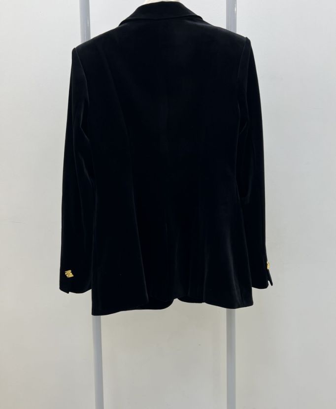 457/37 مانتو مخمل کوتاه سگک طلایی