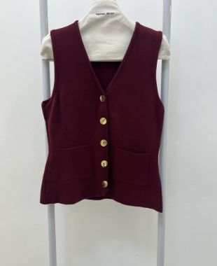 هانیران پلاس 425/37 وست یقه گرد دو جیب دکمه طلایی