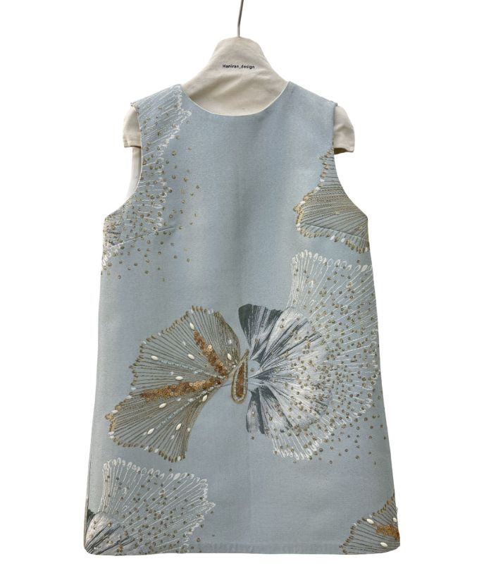 بیسادی پیراهن صدف