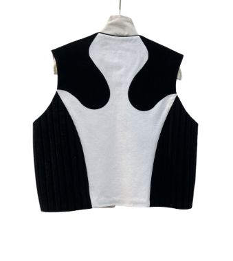 آمور وست چوغا سفید مشکی