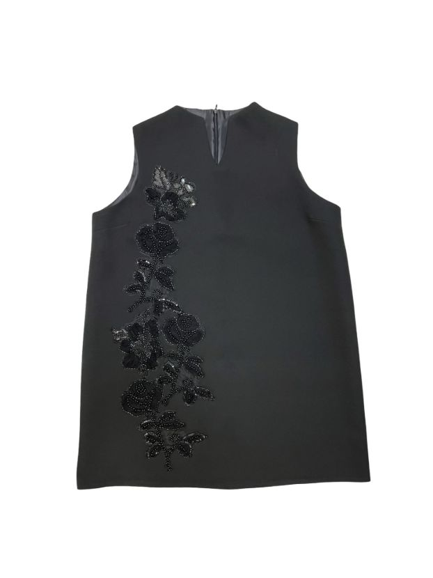 چکان پیراهن شبنم